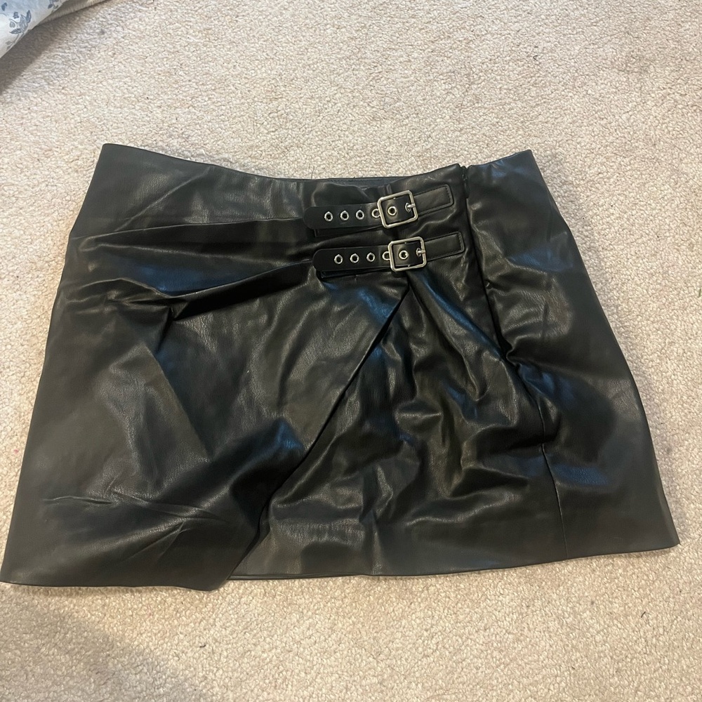 Zara Black Mini Skirt with Double Buckle